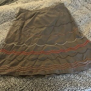 Boden women’s embroidered brown skirt. Perfect for fall womens 8